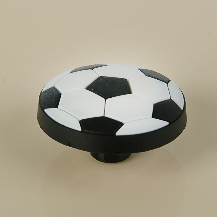 Ручка кнопка детская KID 014, "Футбольный мяч", резиновая, белая/черная - фотография № 3