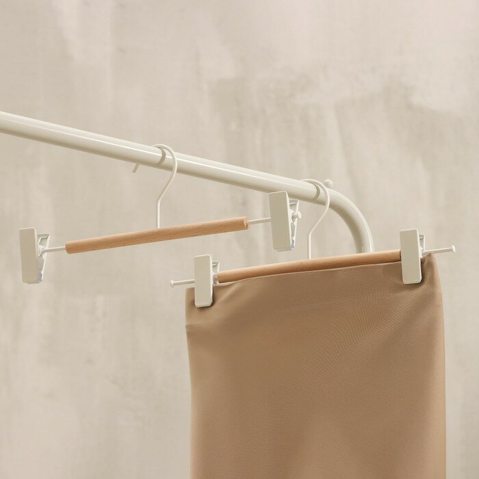 Вешалка для брюк и юбок LaDо́m Laconique, 28×11,5×2,8 см, цвет белый - фотография № 8