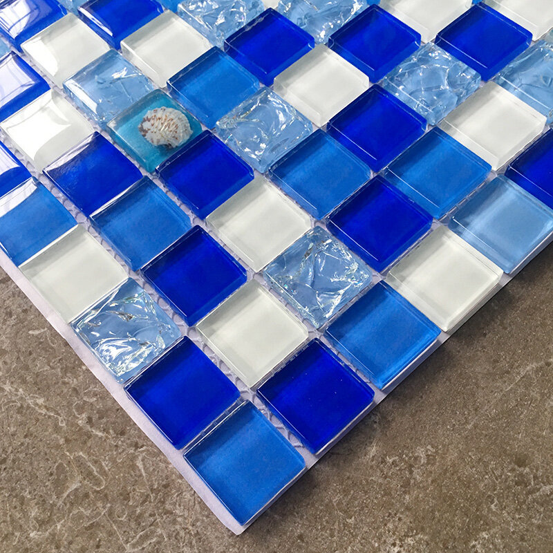Мозаика стеклянная с натуральными раковинами в средиземноморском стиле (голубой К2305) - фотография № 3