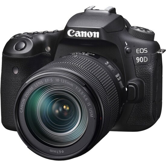 Цифровой зеркальный фотоаппарат Canon EOS 90D kit 18-135 IS USM