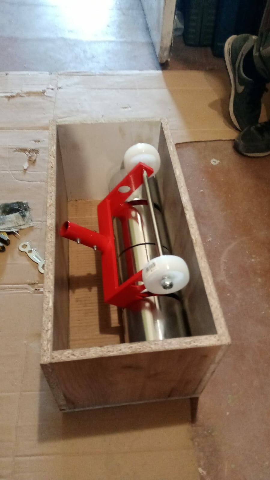 Вальцы для прикатки линолеума своими руками