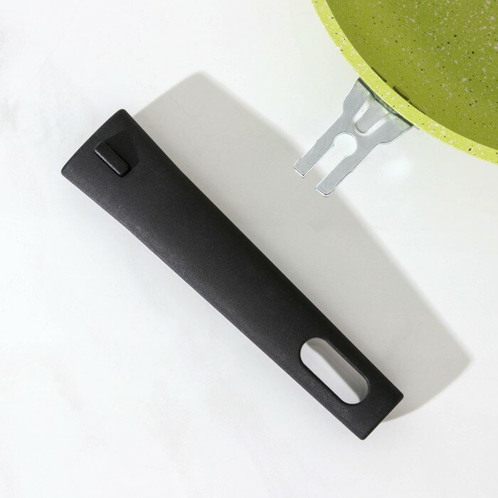 Сковорода Trendy style, d 22 см, съёмная ручка, антипригарное покрытие, цвет зелёный - фотография № 5