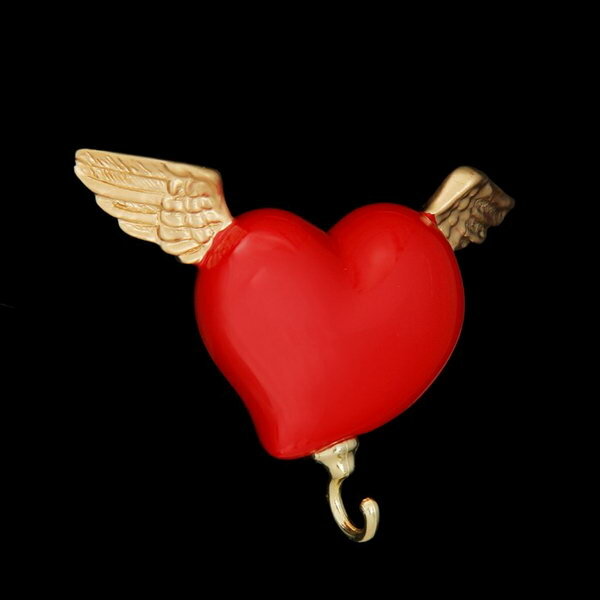 Вешалка "Сердце с крыльями" красная, 11 x 3 x 10 см - фотография № 1
