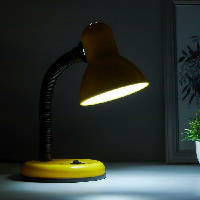 Офисные и школьные Уютель Лампа настольная светодиодная 8Вт LED 750Лм 14xSMD2835 шнур 1,5м желтый - фотография № 3