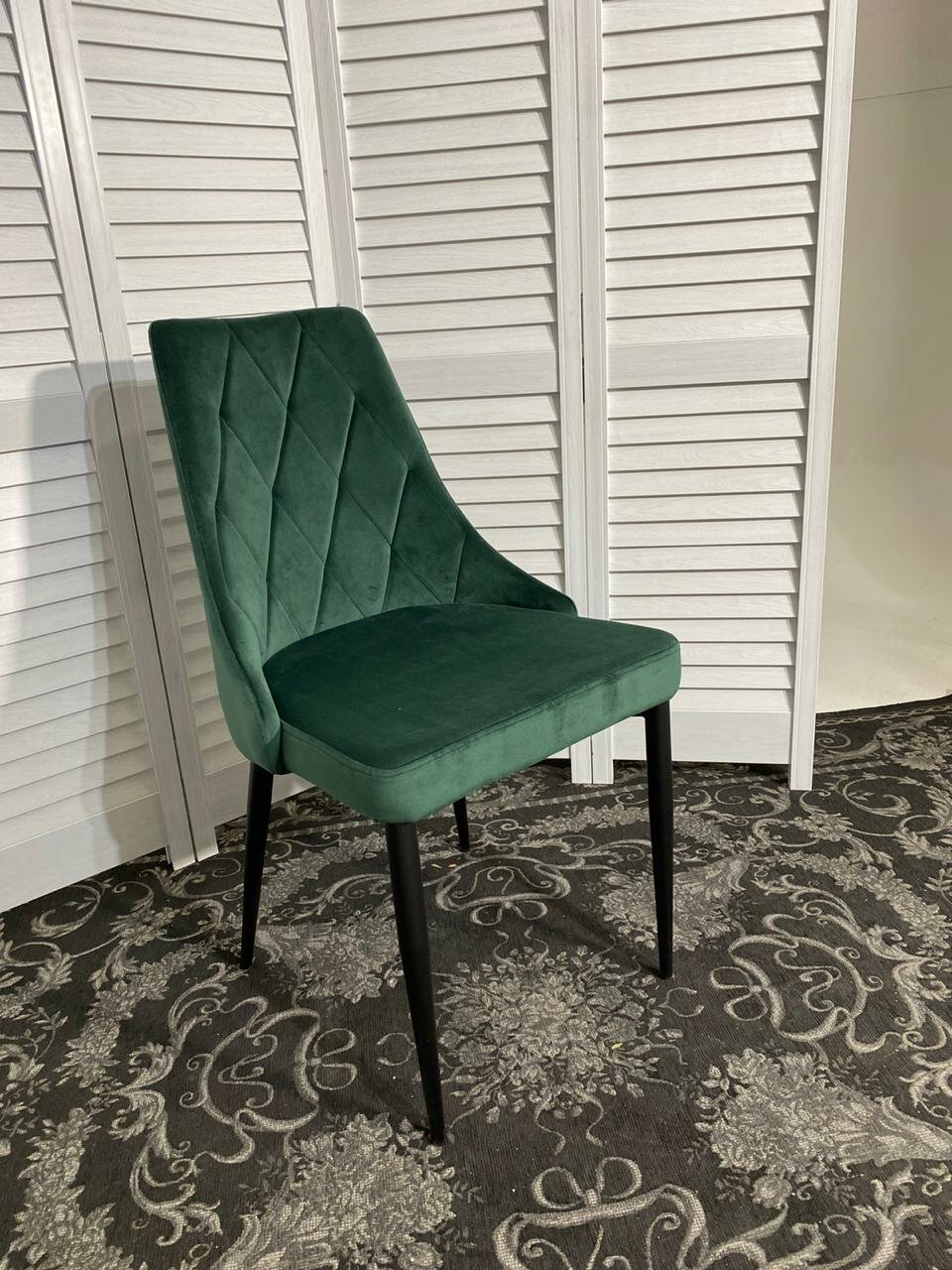 Стул M CITY NEPAL BLUVEL-78 GREEN/ черный каркас велюр