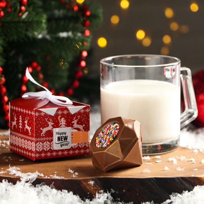 Шоколадная бомбочка с маршмеллоу "С новым годом", молочный шоколад, 40 г - фотография № 1