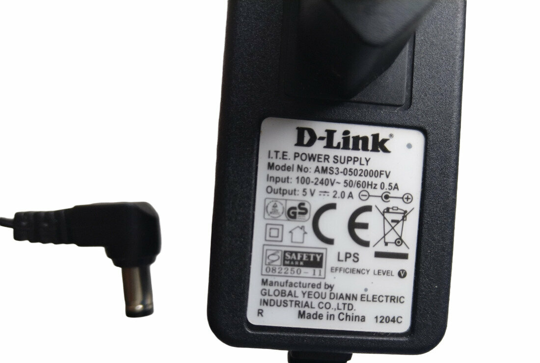 Блок питания 5V, 2.0A (разъем 5.5x2.1) D-Link Адаптер питания для цифровых приставок DVB-T2 - фотография № 3
