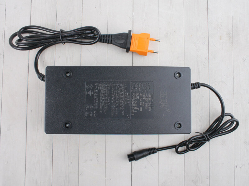 PitBikeClub Зарядное устройство для литий-ионных батарей 48v 13s 5A