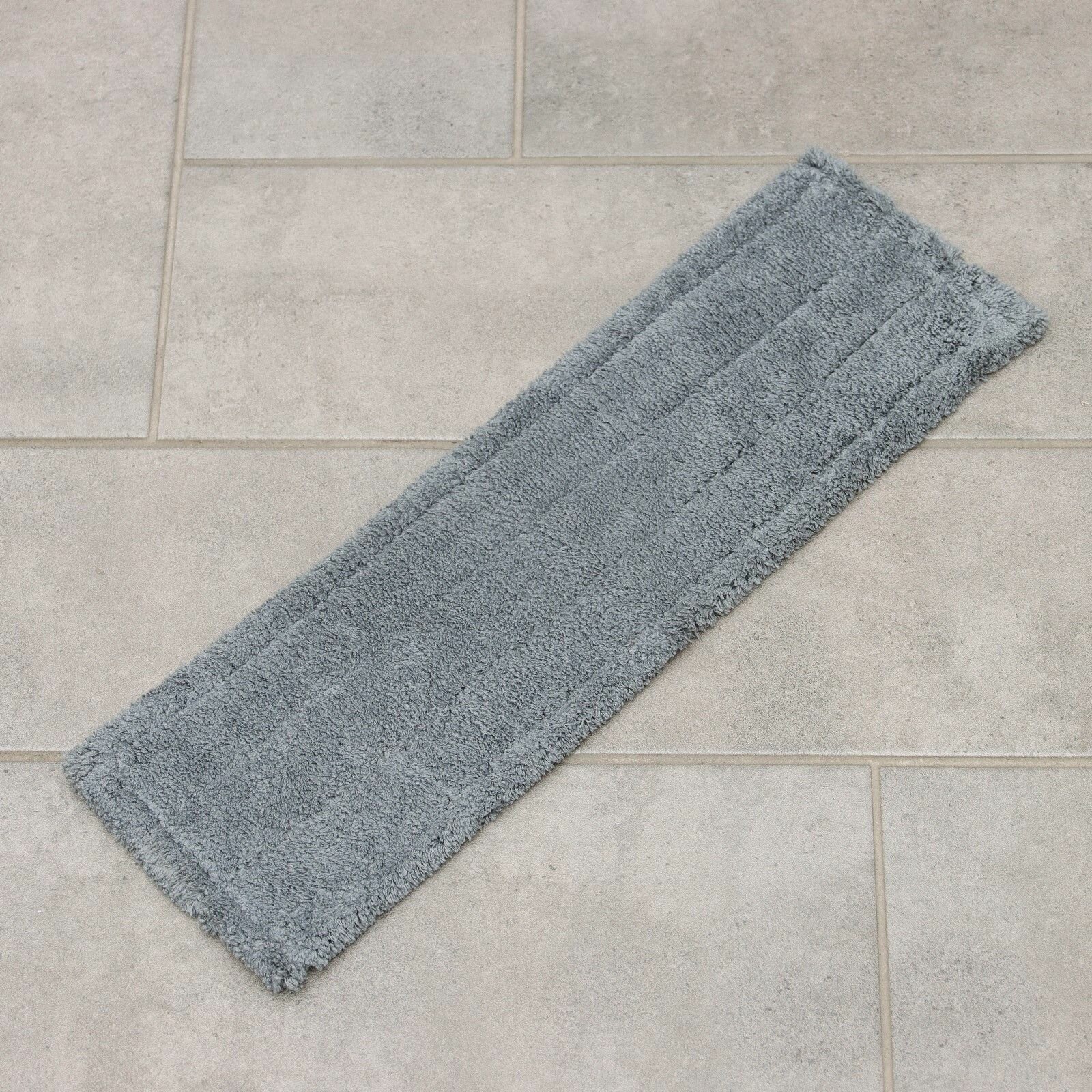 фото Серая насадка из микрофибры для плоской швабры Raccoon (43х13 см)