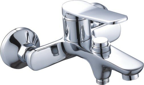 Смеситель на ванну Potato P30272