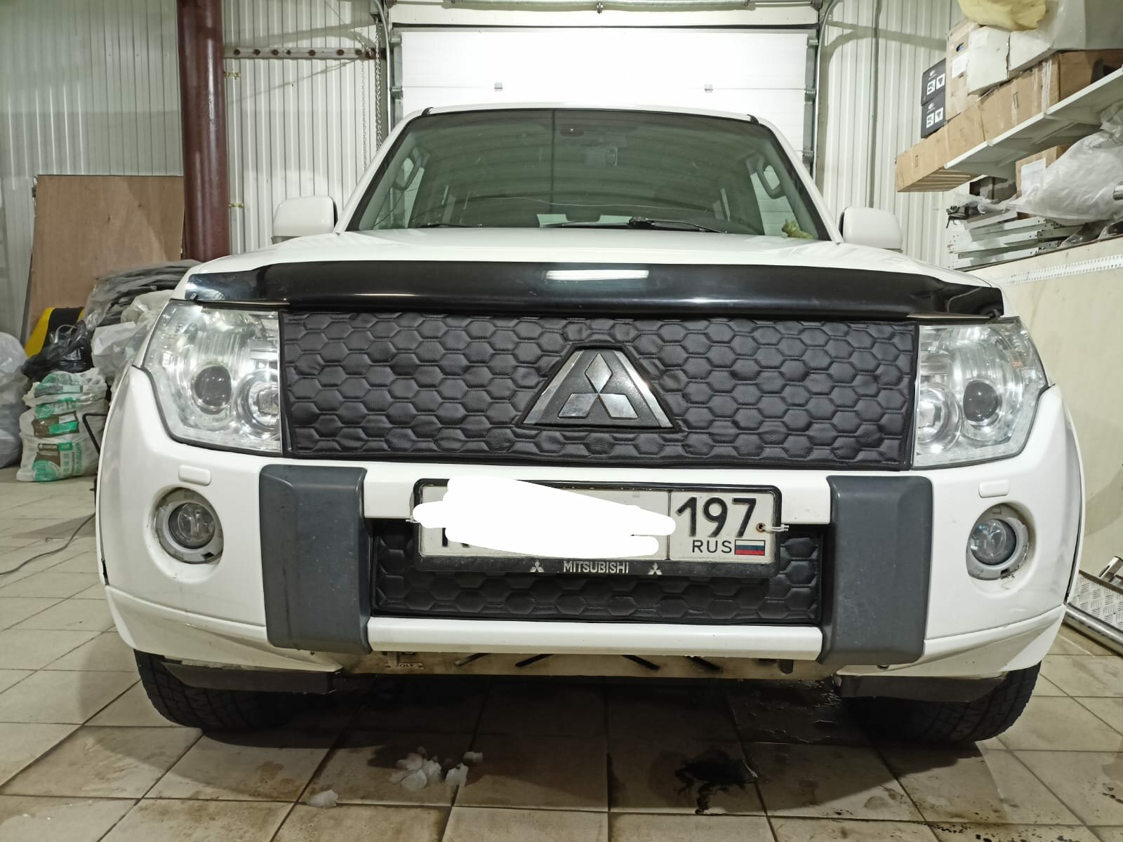 Утеплитель радиатора для Mitsubishi Pajero 4 2011 – 2014 IV Рестайлинг 1 Комплект верх/низ