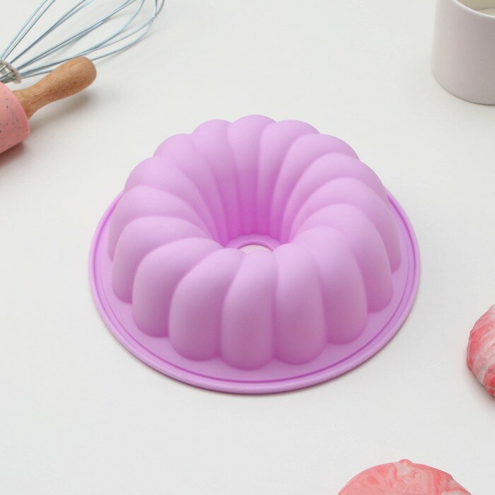 Форма для выпечки силиконовая Доляна «Немецкий кекс. Завиток», 20×6 см, цвет розовый - фотография № 3