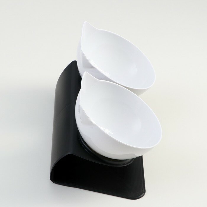 Пижон Миски пластиковые на чёрной подставке 27,5 х 14 х 15 см белые - фотография № 3