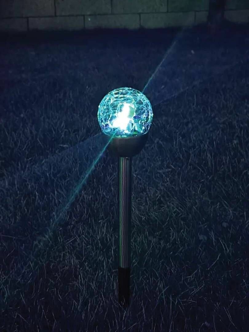 Светильник уличный Космос SOL201L, на солнечной батарее, стеклянный шар на ножке, 6х30 см, 1 шт - фотография № 3
