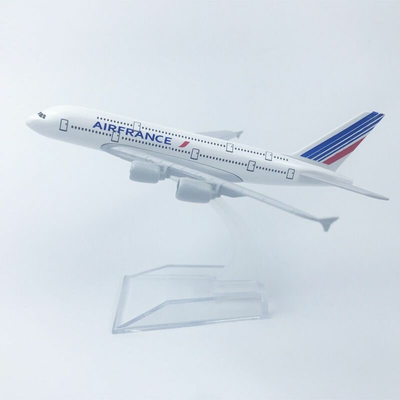 Remove / Металлическая модель самолета Airbus A380 Air France / авиация