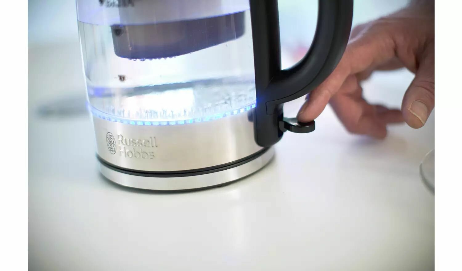 Стеклянный электрический чайник Russell Hobbs Brita Purity Filter - фотография № 4