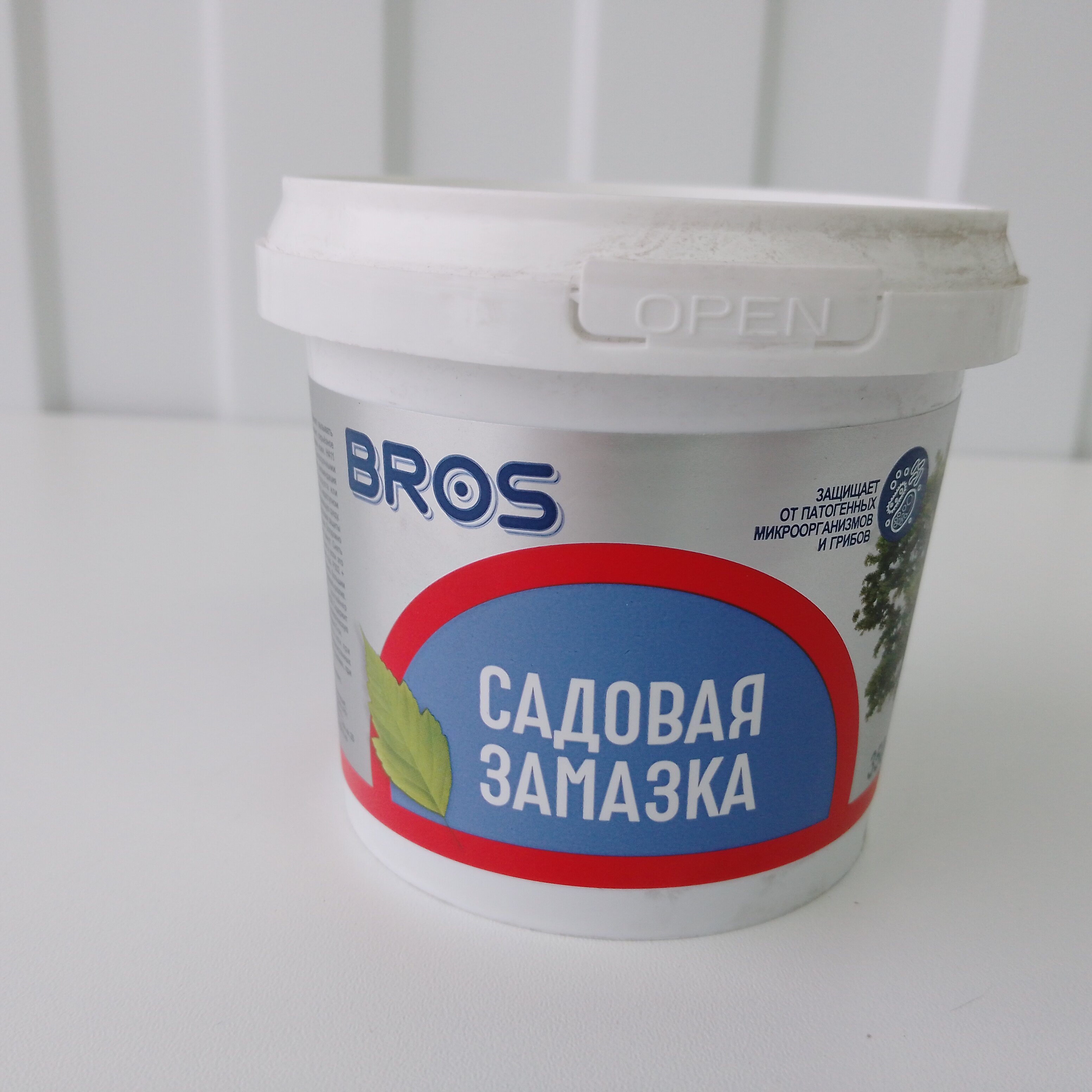 Средство BROS Koro Derma для заживления ран на деревьях и кустах 350г - фотография № 1