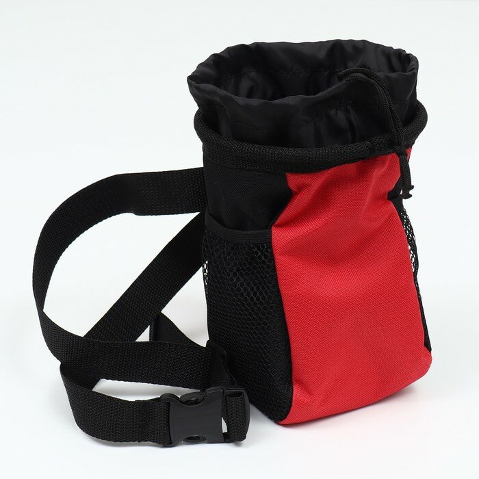 Дрессировочная сумочка для лакомств с ремнем для крепления на пояс, красная - фотография № 1