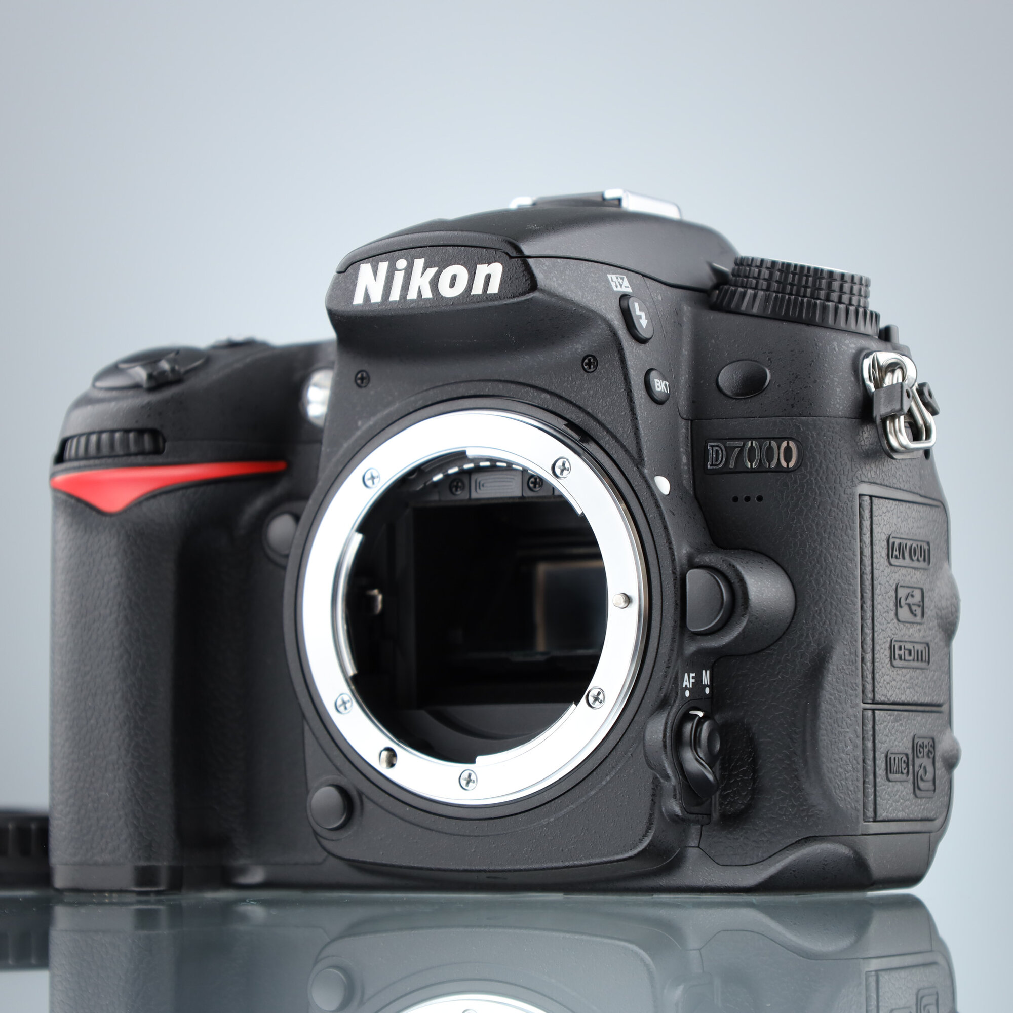 Фотоаппарат Nikon D7000 Body, черный
