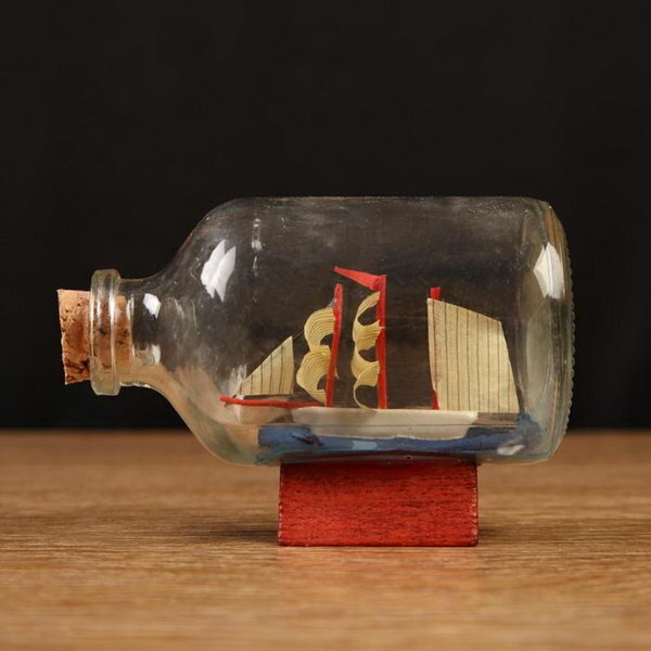 Корабль сувенирный "Александра", в бутылке, горизонт. 7.5*4*5см - фотография № 1