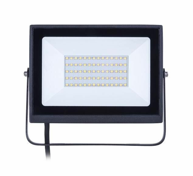 Прожектор светодиодный BVP156 LED40/NW 220-240 50Вт WB 4000К Philips 911401829081 - фотография № 1