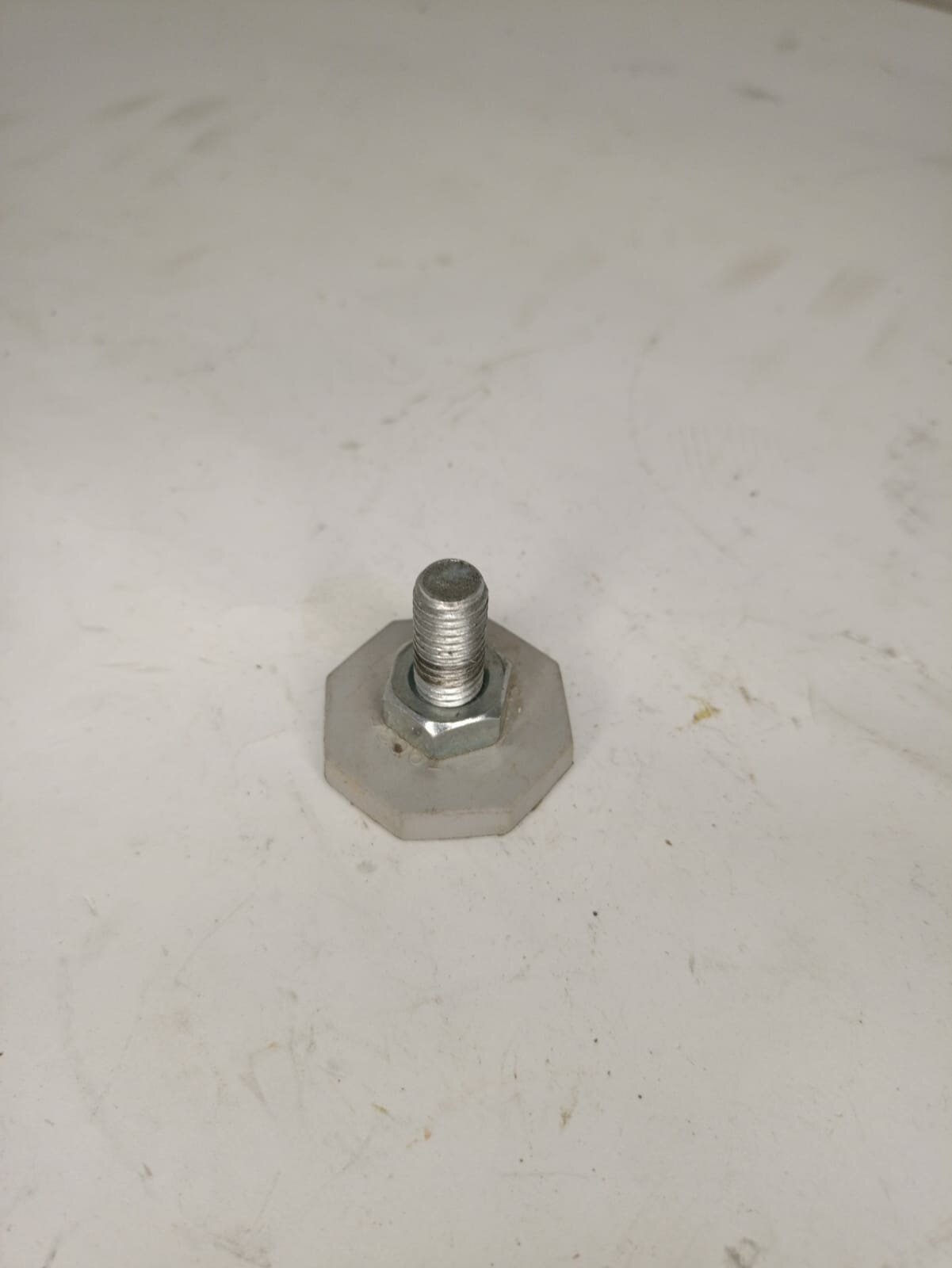 Ножка для стиральной машины Bosch 610643 б/у