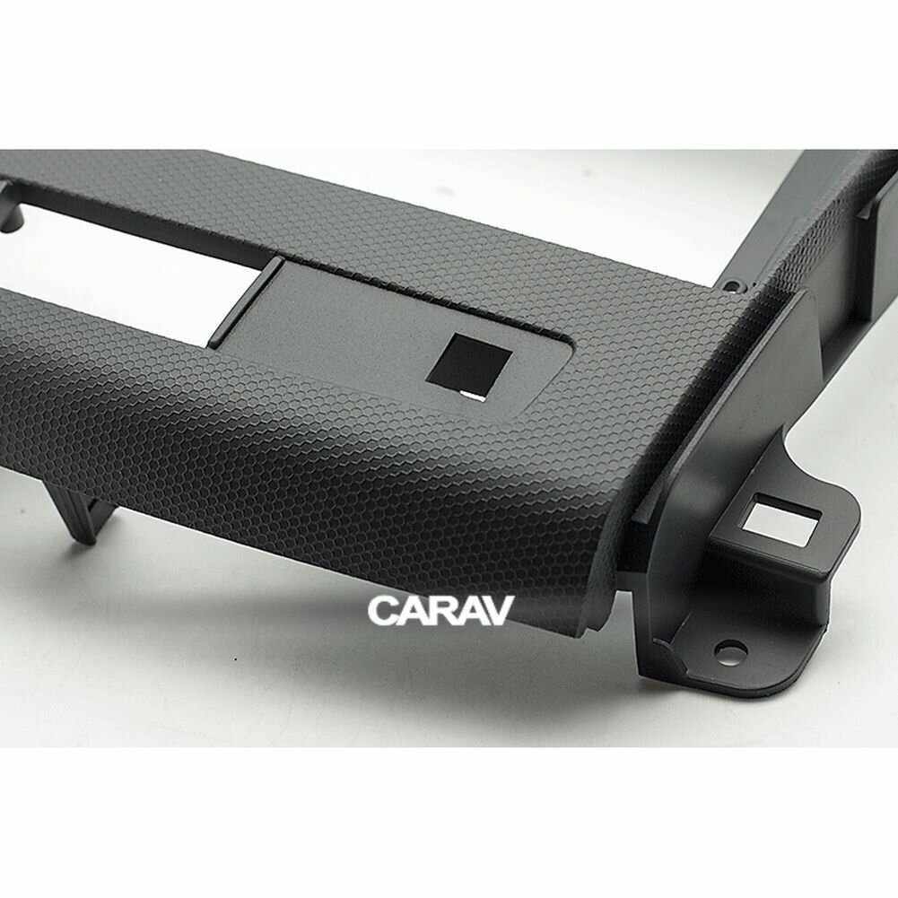 Переходная рамка 9" Android для CITROEN C-Crosser 2007-2012 / PEUGEOT (4007) 2007-2012 / MITSUBISHI Outlander XL 2006-2012 CARAV 22-004