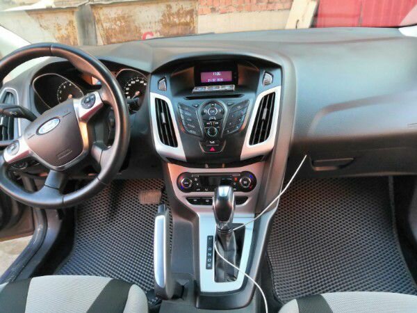 фото Автомобильные коврики EVA для Ford Focus III с 3D лапой, серый