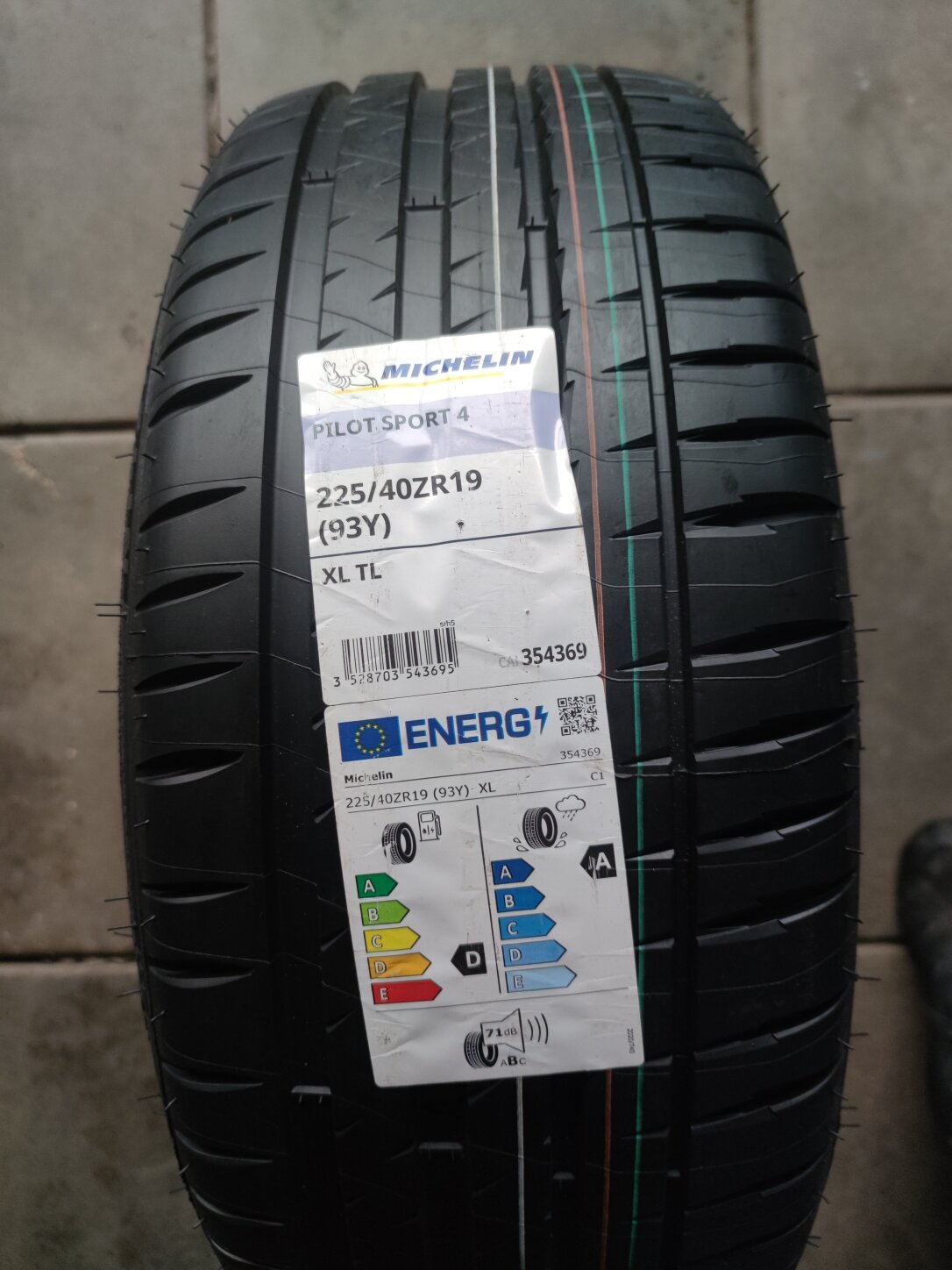 MICHELIN Pilot Sport 4 225/40 R19 93Y летняя (Продажа от 2 штук!)