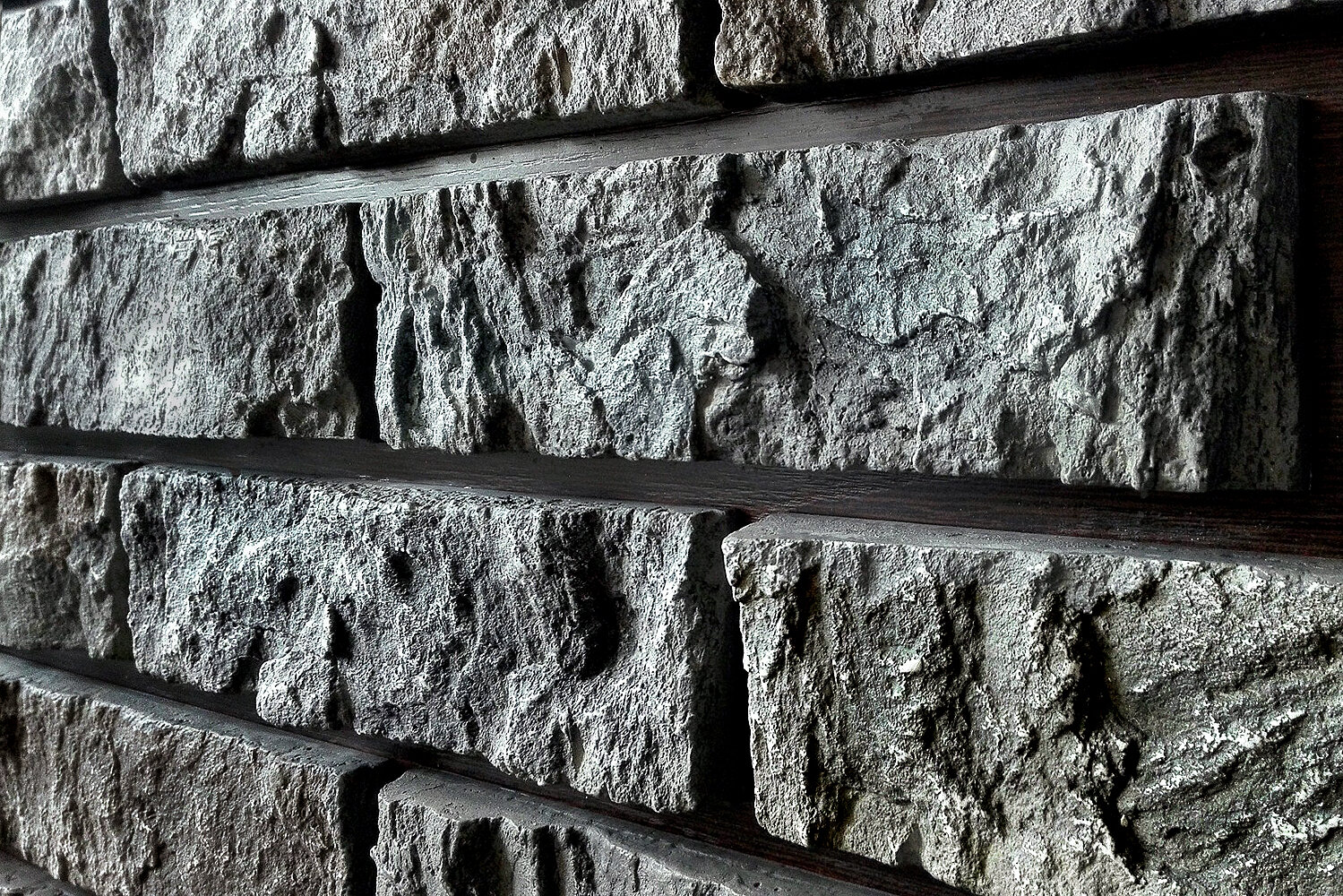 Каменный кирпич ZIKAM - полиуретановая форма для декоративной плитки из бетона или гипса, для отделки фасадов и интерьеров. - фотография № 4