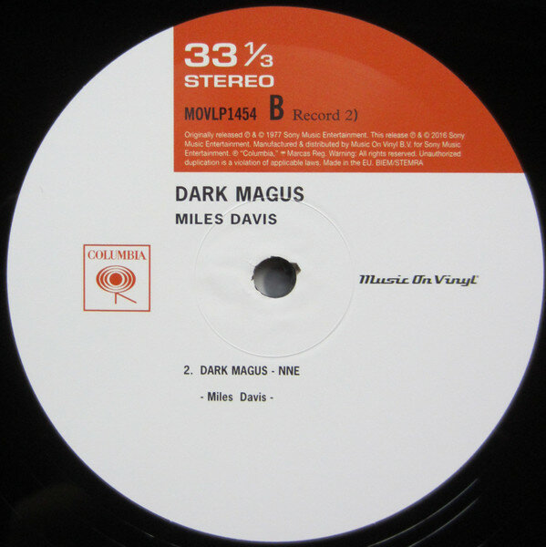 Джаз Universal US Miles Davis - Dark Magus (Black Vinyl 2LP) - фотография № 4