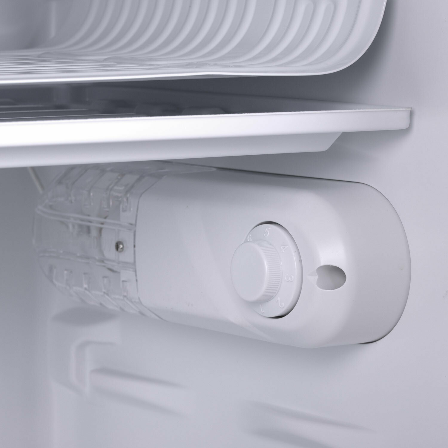 Холодильник SONNEN DF-1-11, однокамерный, объем 95 л, морозильная камера 10 л, 48х45х85 см, белый, 454790 - фотография № 14