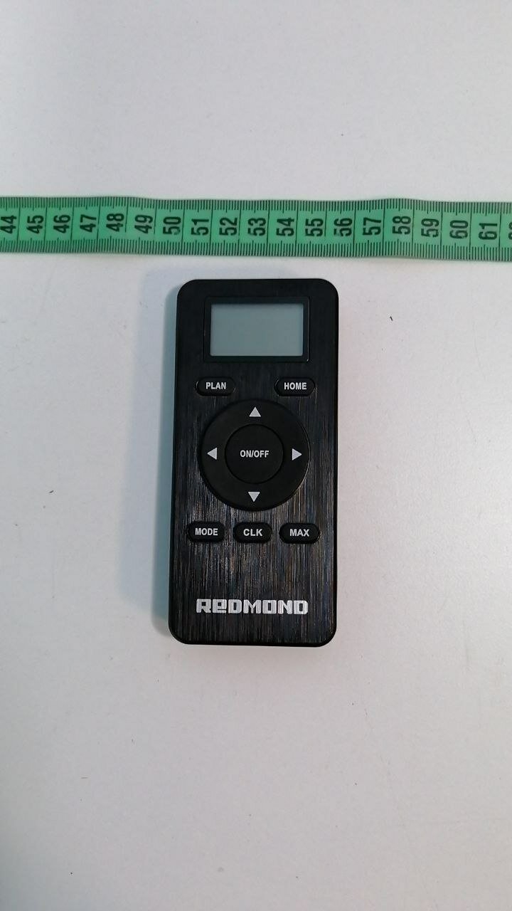 фото Redmond RV-R310 пульт управления для робот-пылесоса