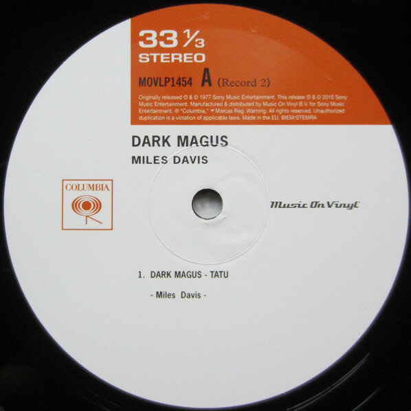 Джаз Universal US Miles Davis - Dark Magus (Black Vinyl 2LP) - фотография № 2