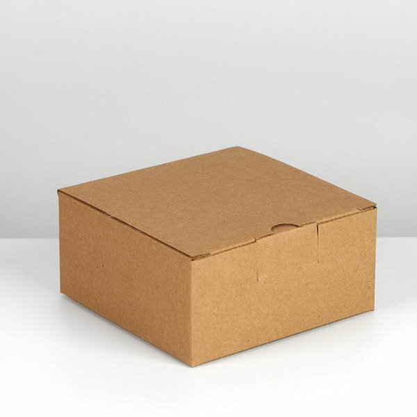 Коробка‒пенал 15 × 15 × 7 см
