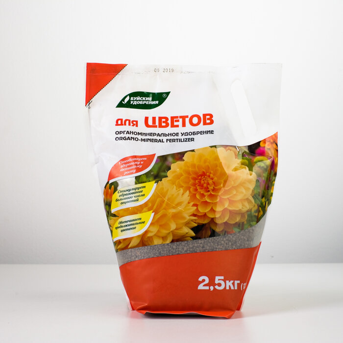 Удобрение органоминеральное "Буйские удобрения", для цветов, 2,5 кг - фотография № 1
