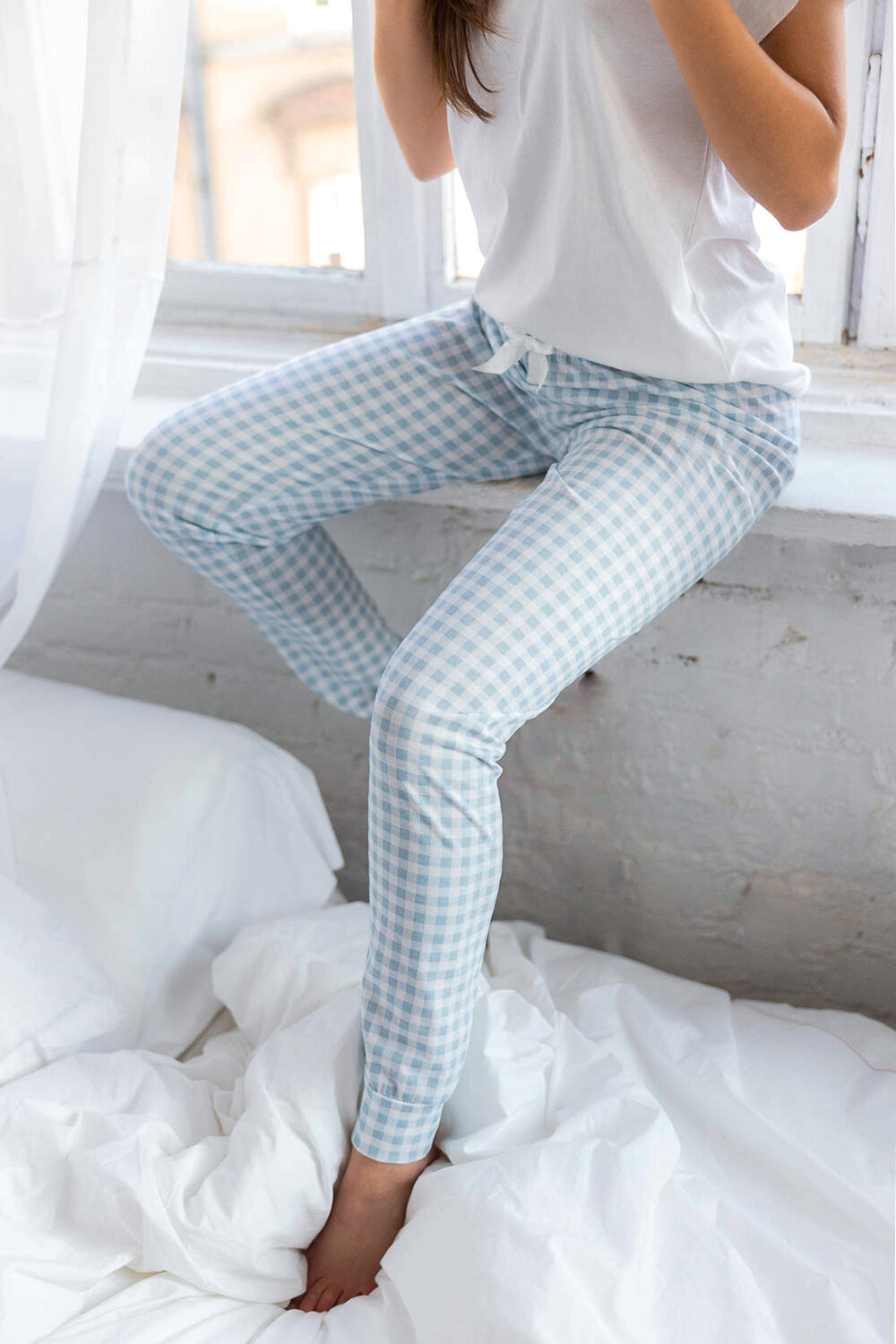 Пижама женская SENSIS Grace, футболка и брюки, белый, хлопок 100% (Размер: M) - фотография № 4