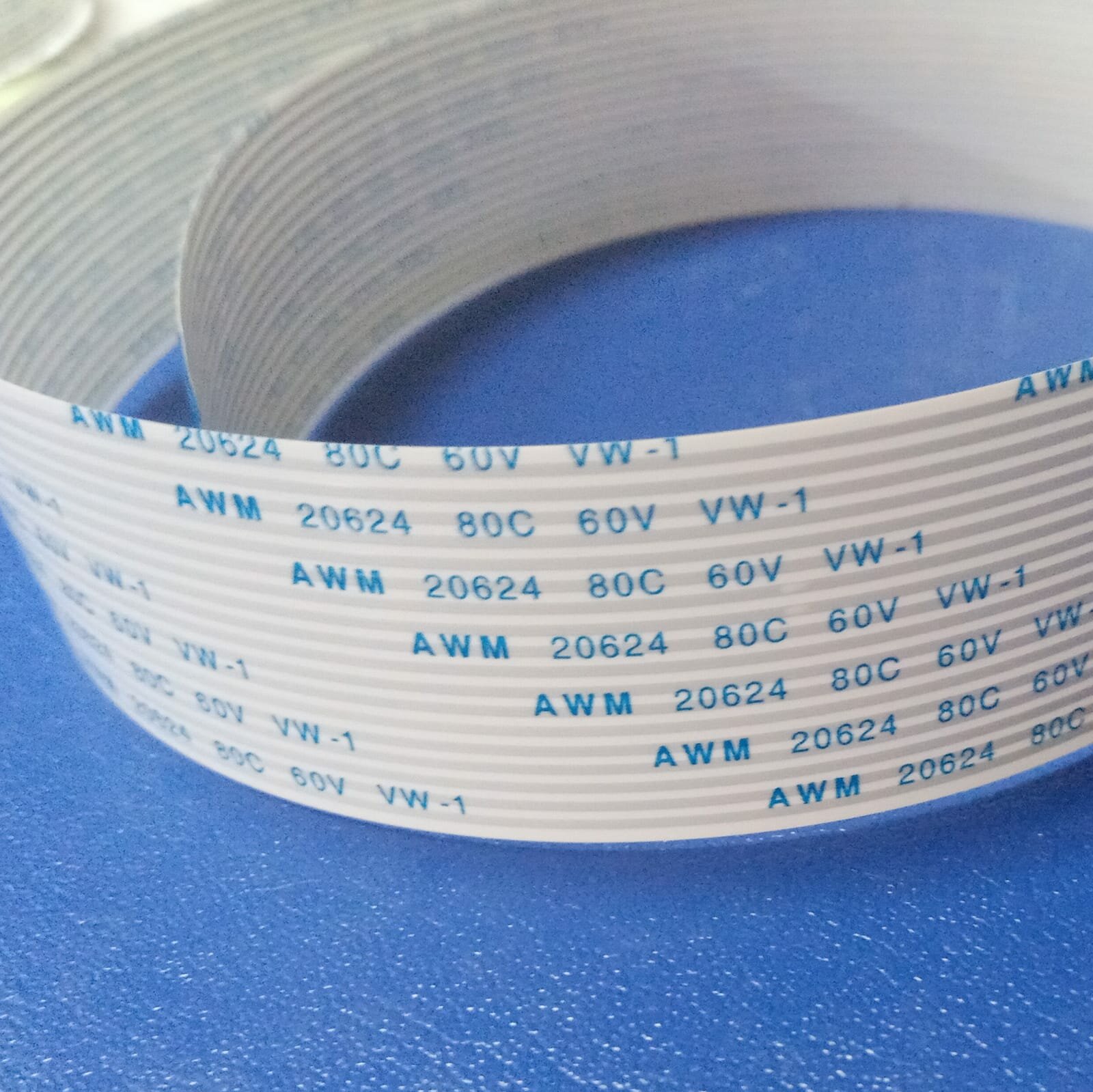 фото 1 штука Шлейф 18Pin 45,5x2,4cm (шаг 1,25mm) реверсивный