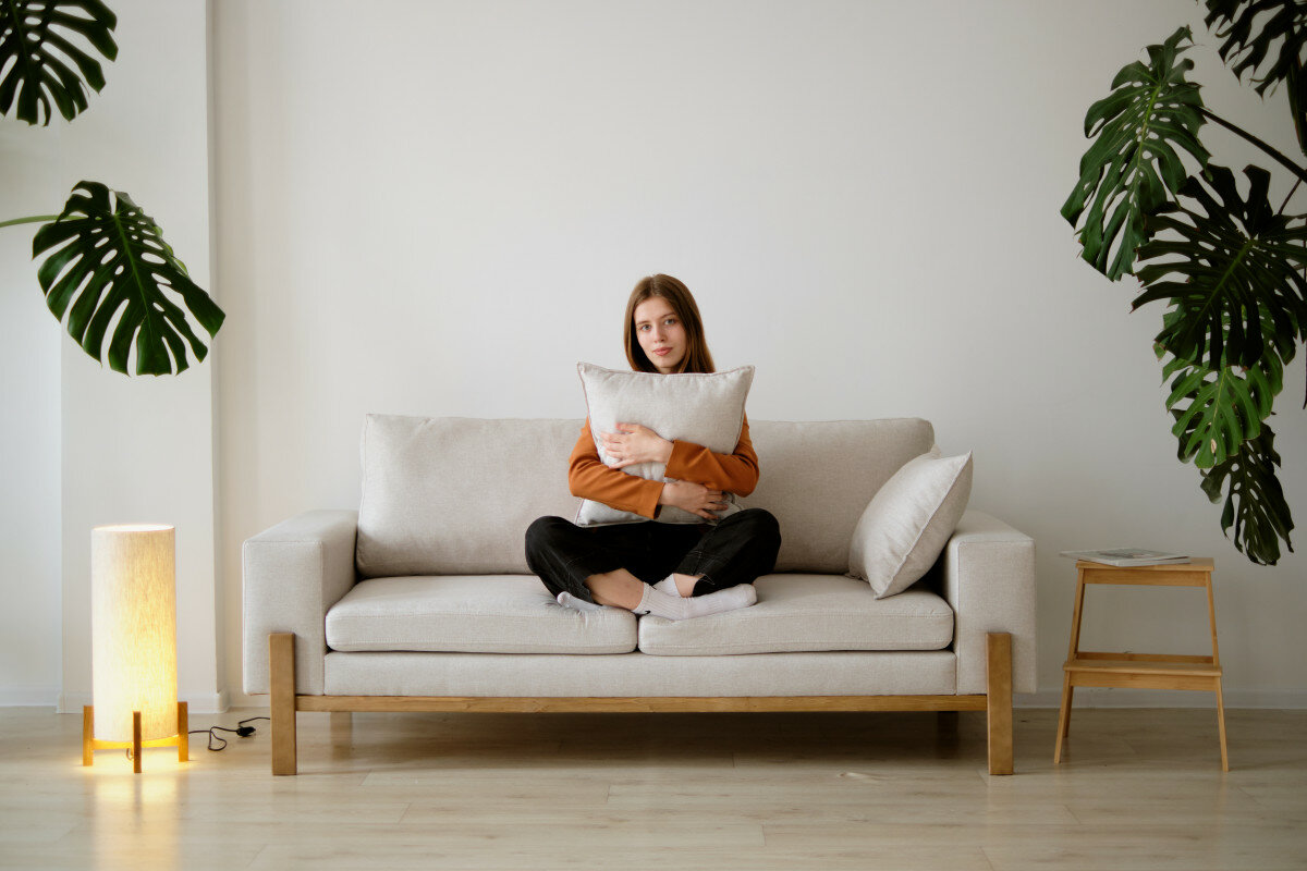 Прямой диван Soft Element Хангель, трехместный, массив дерева, рогожка, оранжевый, стиль скандинавский лофт, в гостиную, на дачу - фотография № 8