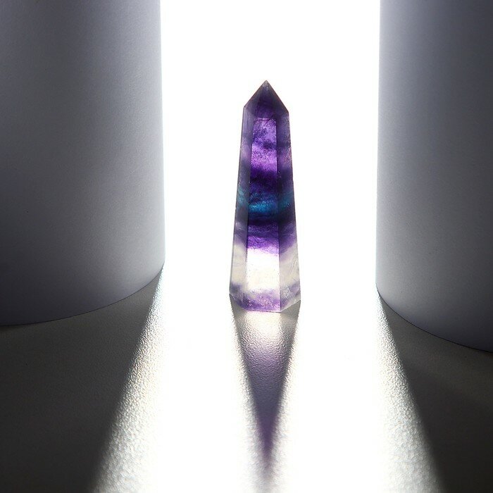 Кристалл из натурального камня «Фиолетовый флюорит», высота: от 4 до 5 см - фотография № 1