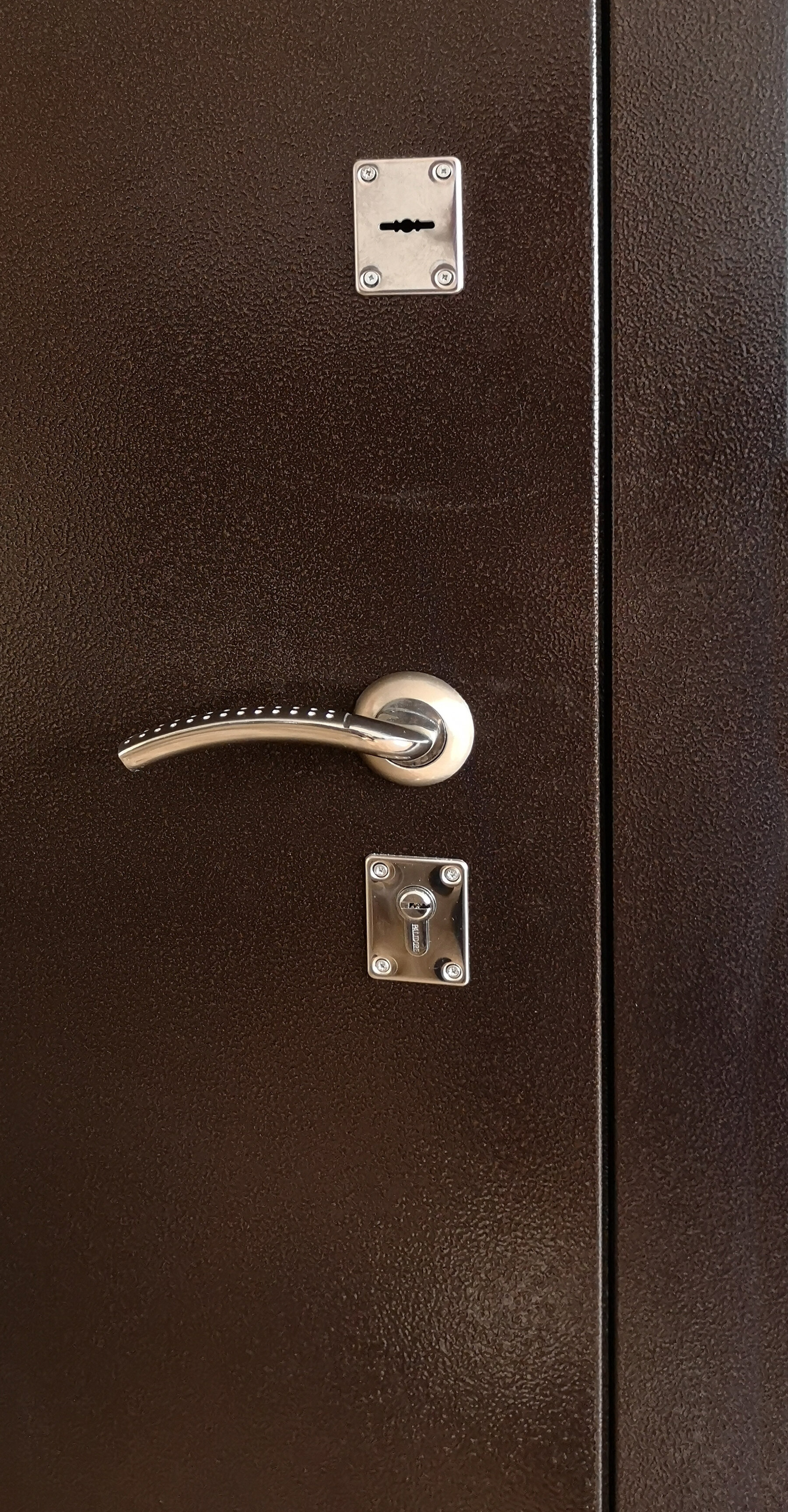 Входная дверь металлическкая (железная) "Сотка" - фотография № 2