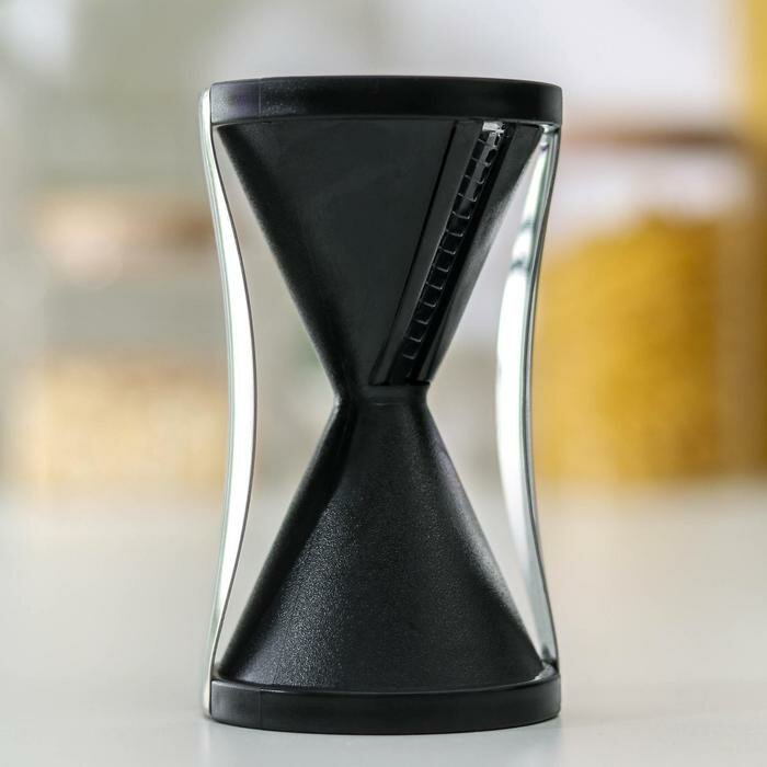 фото Тёрка для нарезки овощей соломкой Доляна, 7×7×13 см, цвет микс