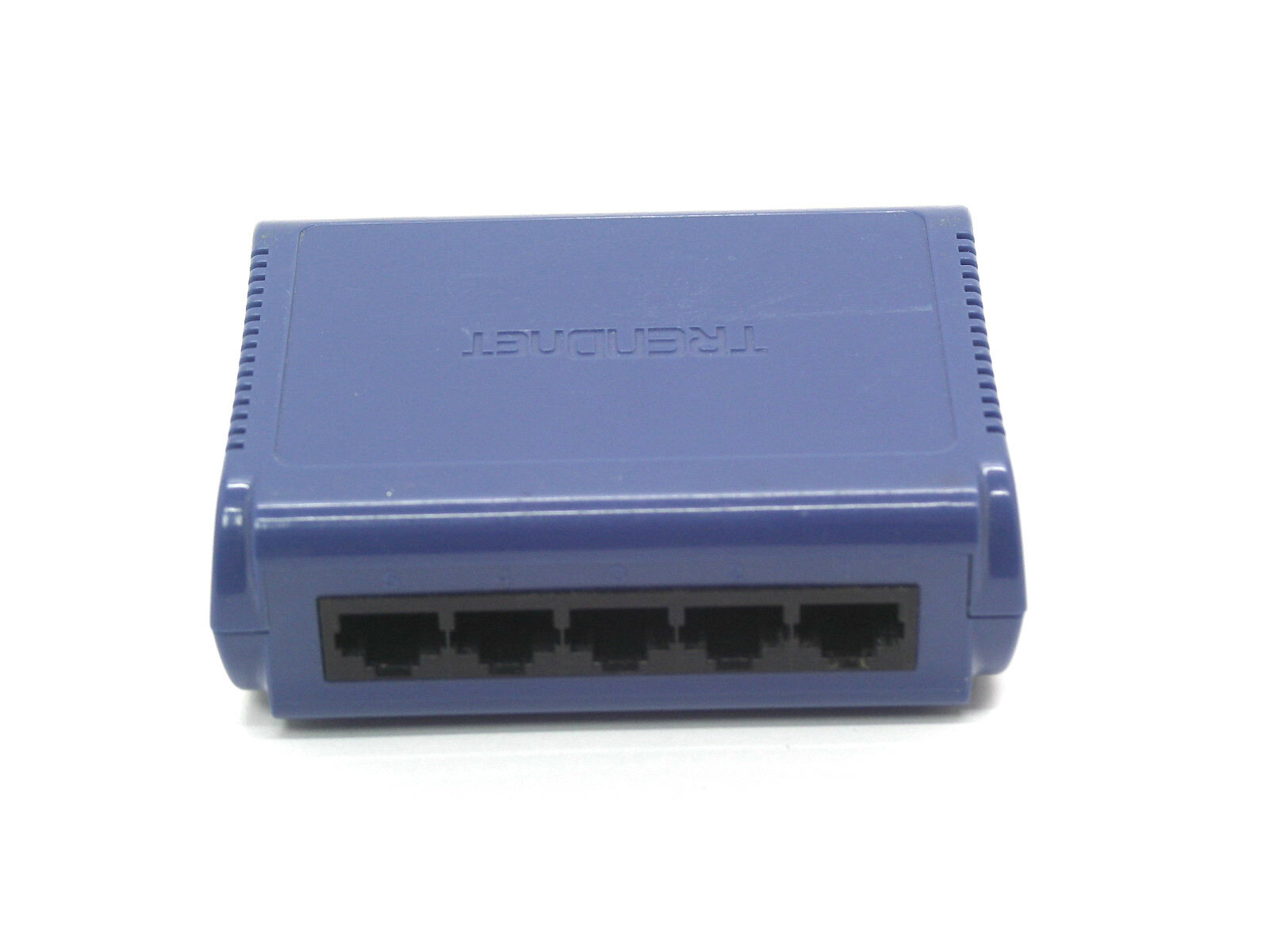 Коммутатор D-Link DES-1008D,10/100 8xUTP