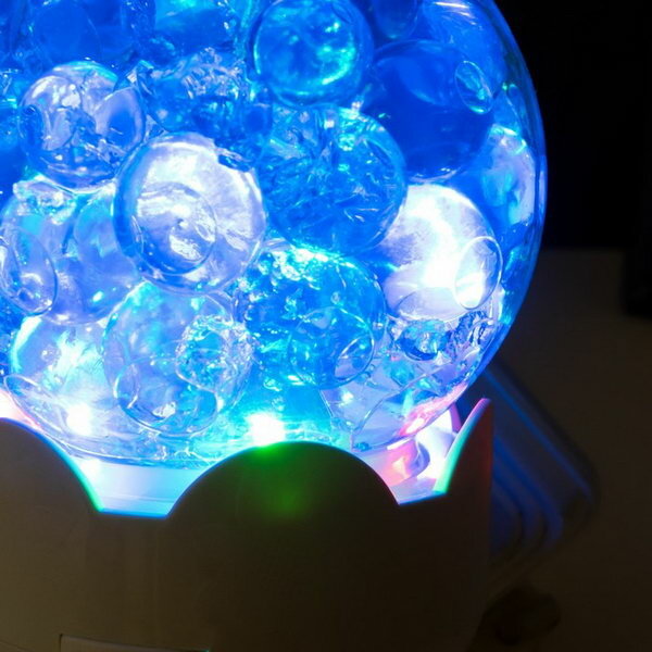 Ночник "Шарики" LED бело-синий 7х7х11 см - фотография № 6