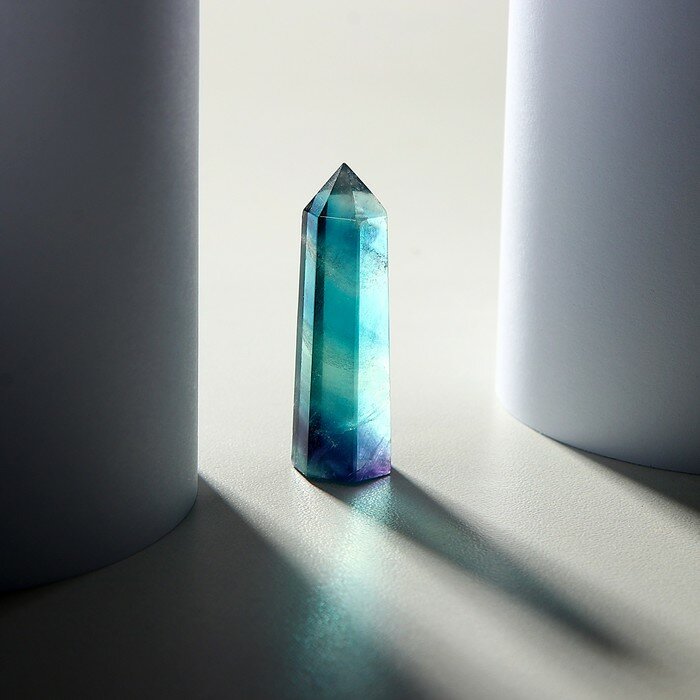 Кристалл из натурального камня «Фиолетовый флюорит», высота: от 3 до 4 см - фотография № 2