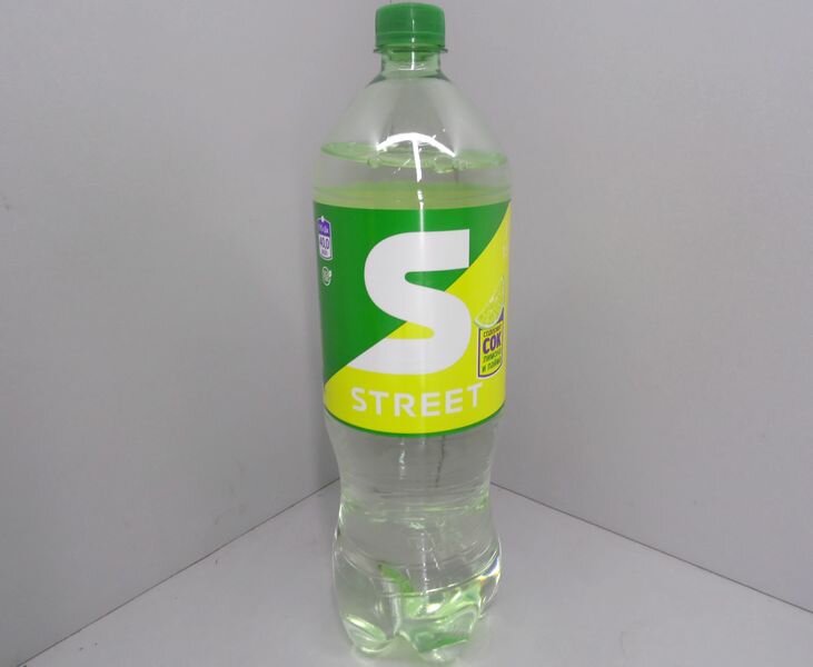 Напиток безалкогольный Street (Стрит) 1,5 л сильногазированный (432)