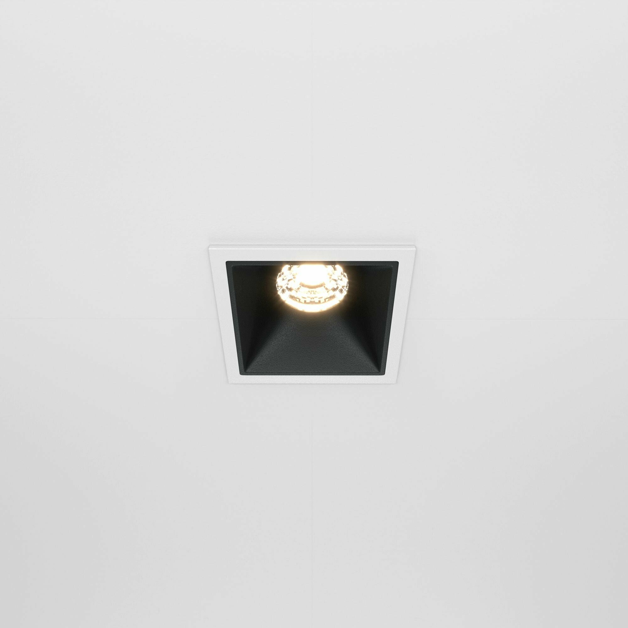 Встраиваемый светильник Maytoni DL043-01-10W3K-D-SQ-WB - фотография № 3