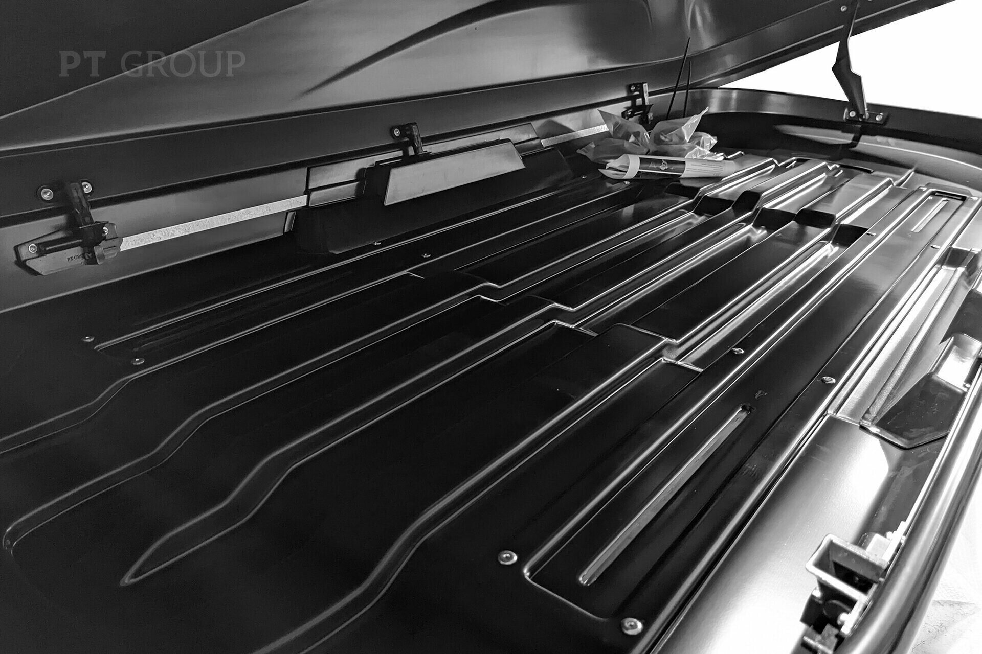 Автобокс на крышу автомобиля PT Group ACTIVE L 650 литров аэродинамический (серый двустороннее открывание)
