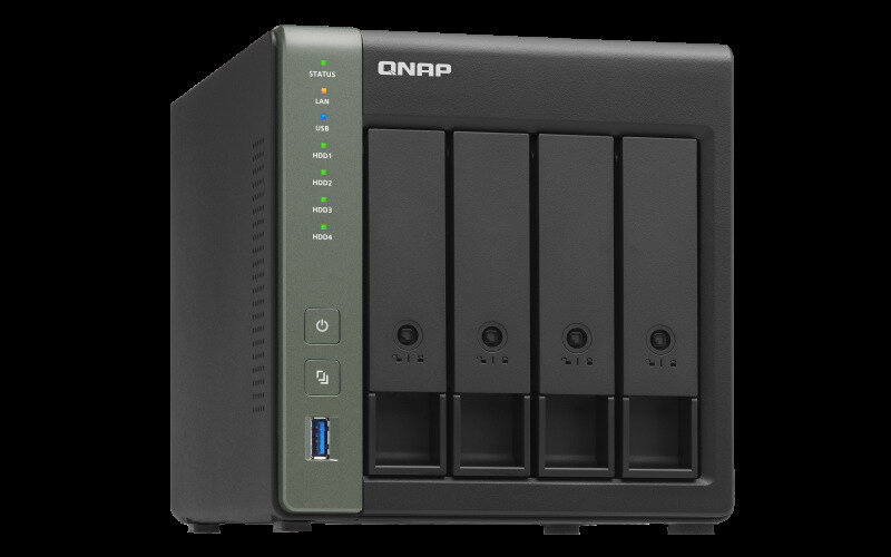 QNAP SMB QC 17GhzCPU/4Gb(upto 8Gb)/upto 4HDD upto 12 with TR-004/SATA(35'' 25")/ 3xUSB3.2/1x1GbE 1x25GbE 1x10GbE(SFP+)/iSCSI/1xPS/3YW TS-431X3-4G