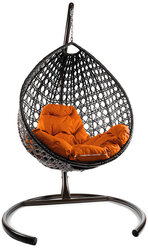 Подвесное кресло из ротанга "Капля Люкс" коричневое с оранжевой подушкой M-Group